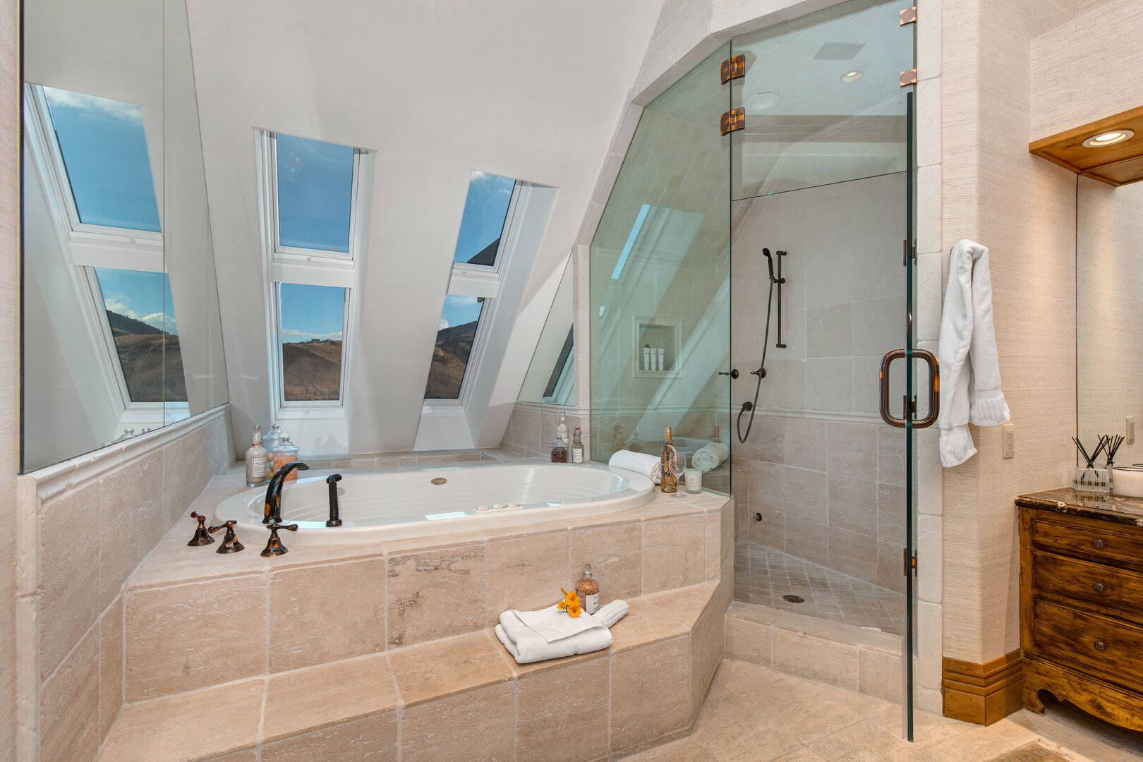 vacation rentals in park city with a jetted tub