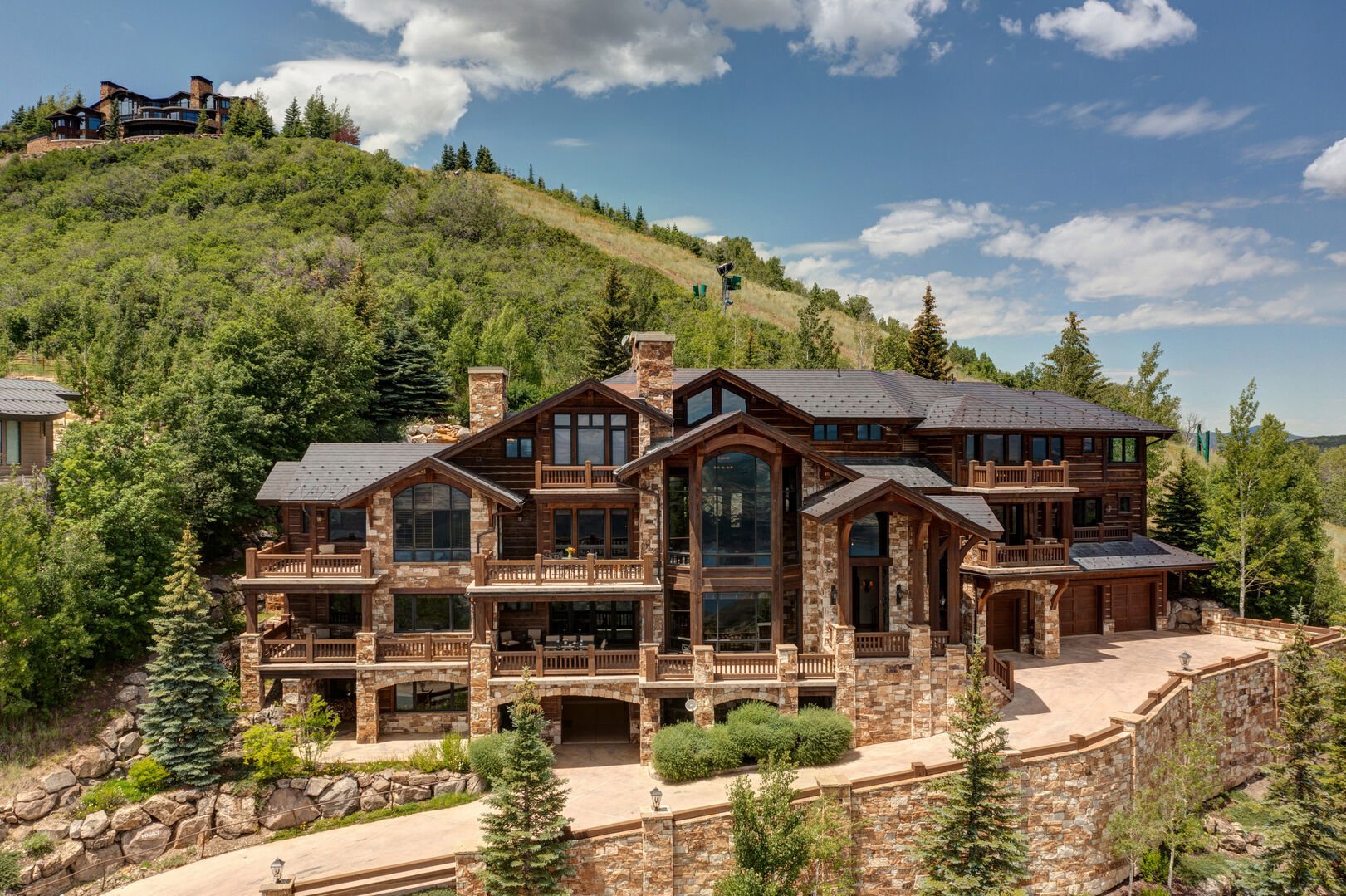 Book our luxury condo rentals in Park City, Utah