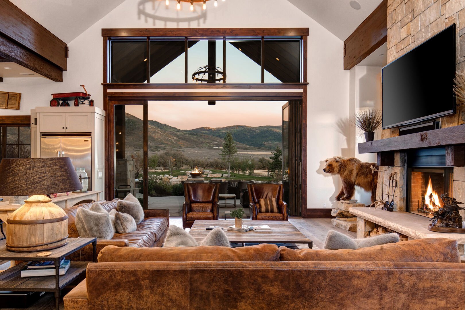 The living room in of our Weber River vacation rentals